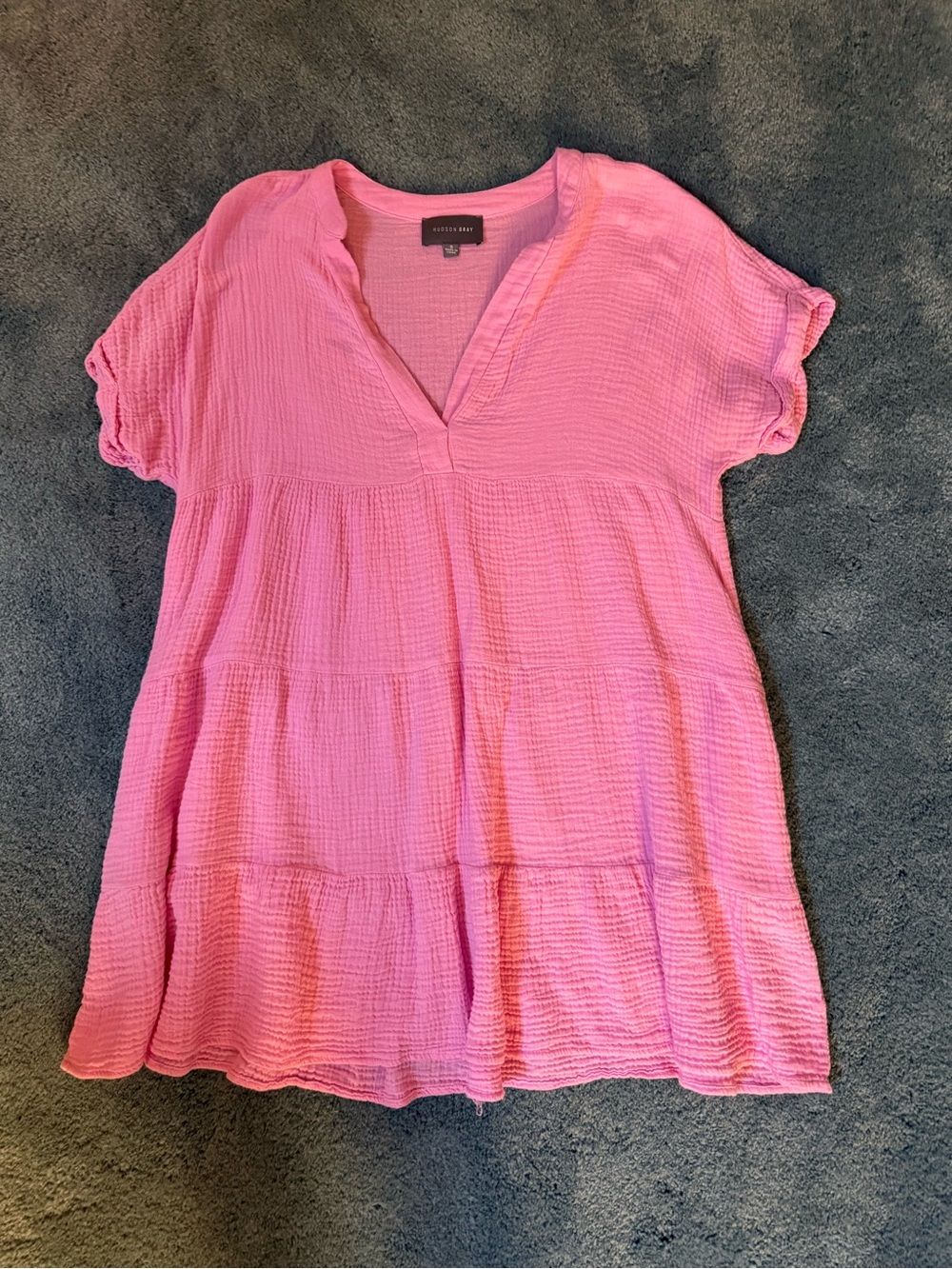 Hudson Gray Pink Tiered V-Neck Women's tunic/dress